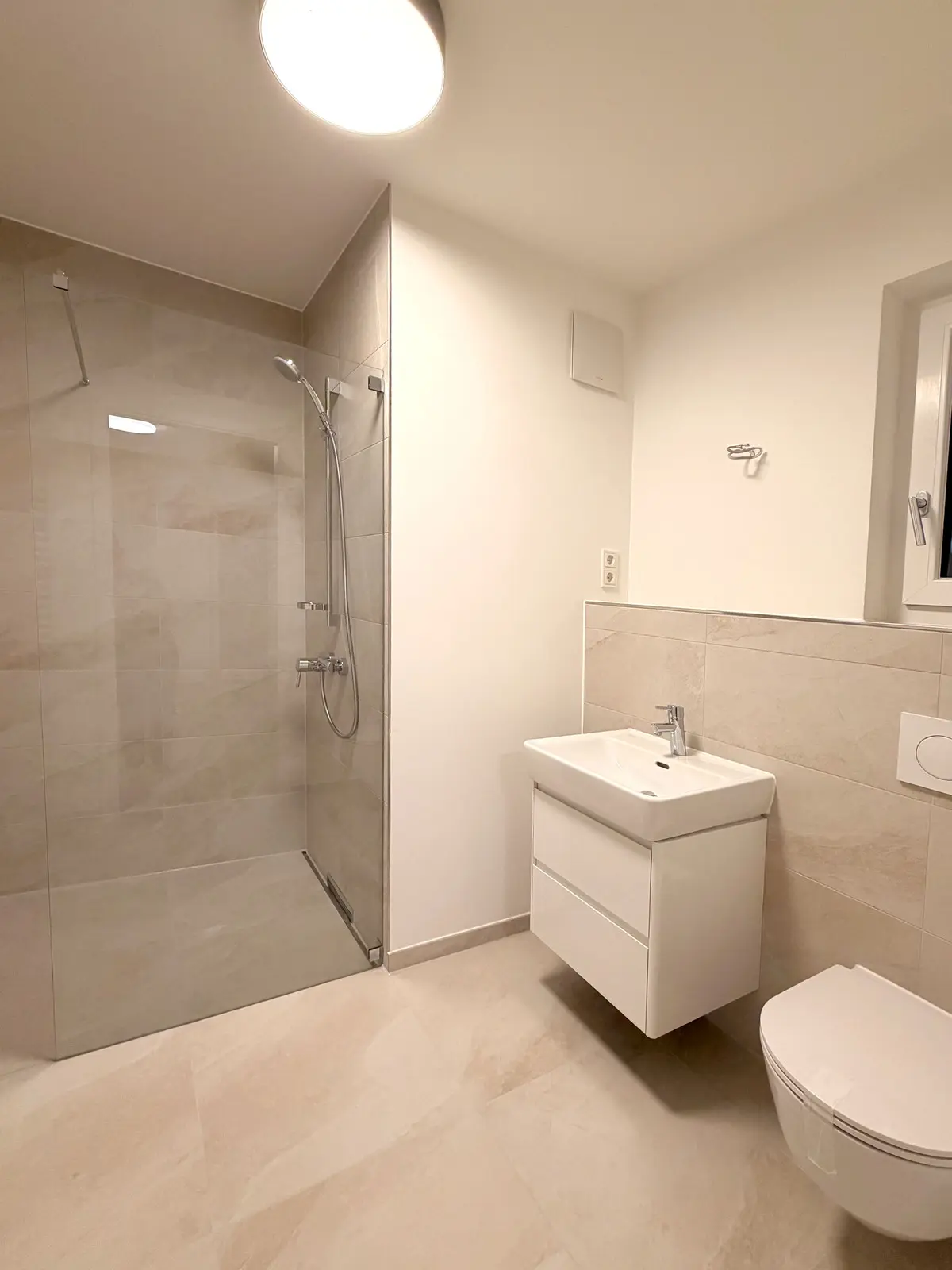 Musterwohnung: Bad mit Dusche